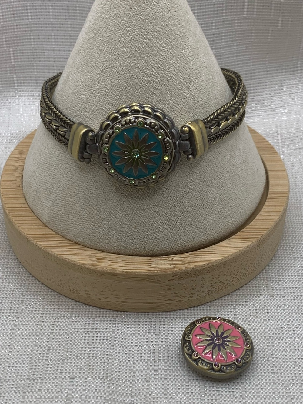 💗BRONZE TOGGLE Snap Button Bracelet with 2 Compass Rose Charms - 18mm/20mm